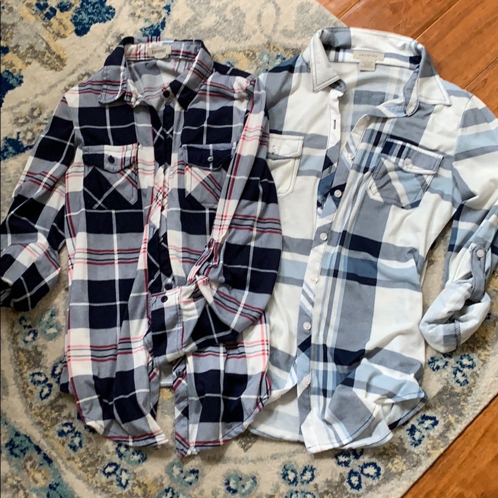 Set of 2 passport flannel shirts